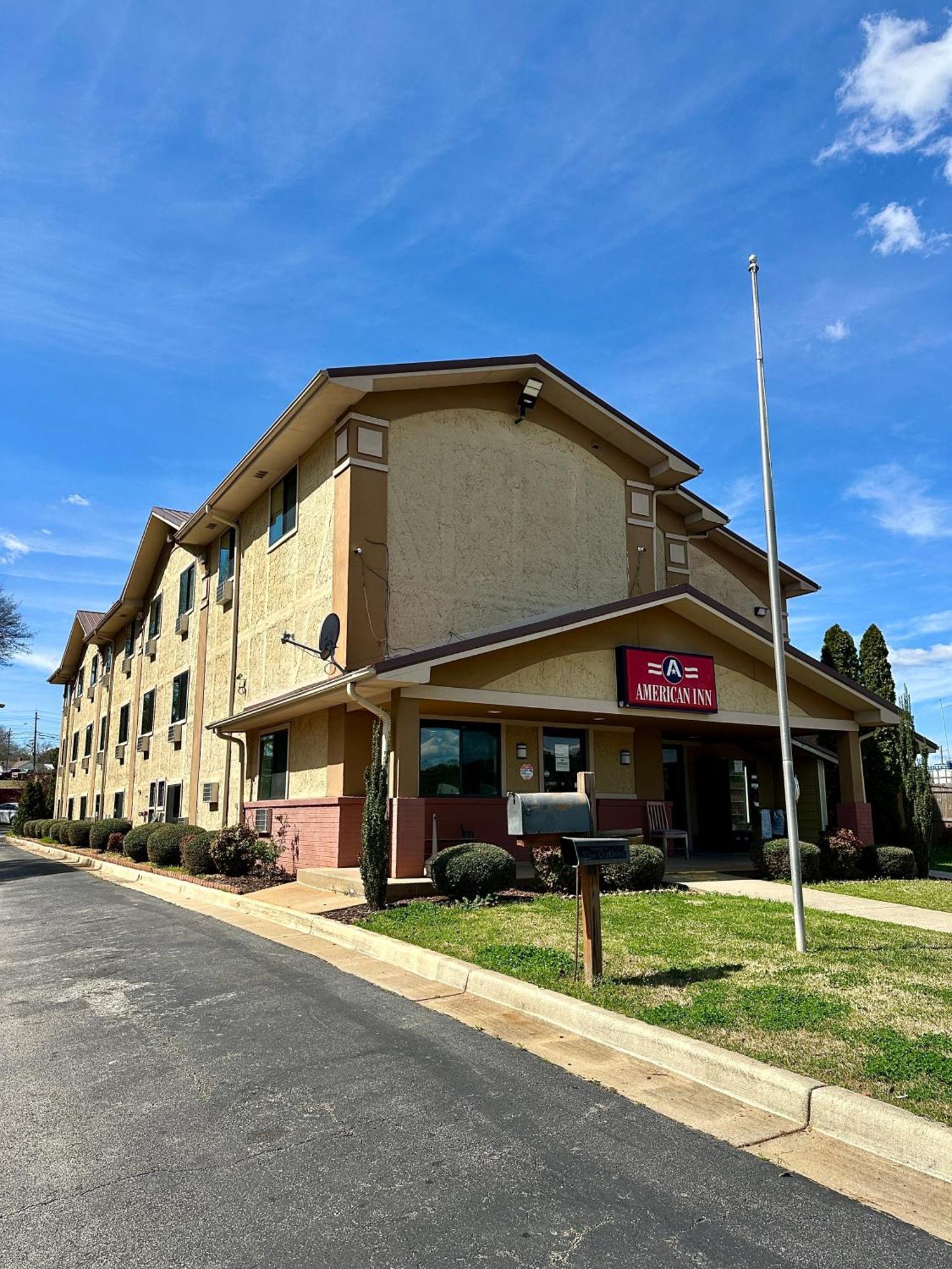 American Inn-Alexander City Bagian luar foto