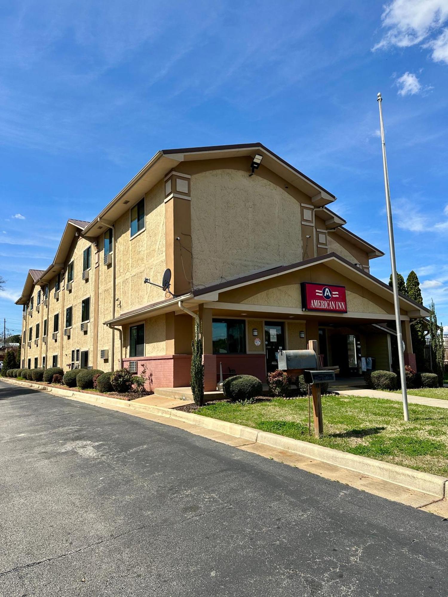 American Inn-Alexander City Bagian luar foto